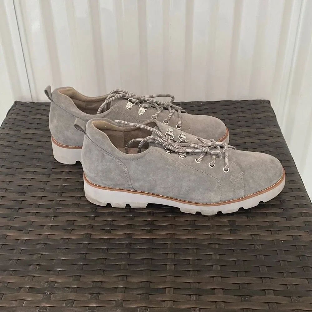 Vionic Ballari suede lace up Oxford, women’s size 9.5